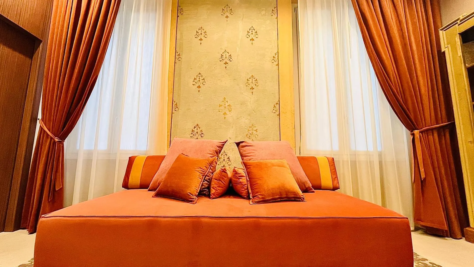 Natore - Camere Di Charme contacts